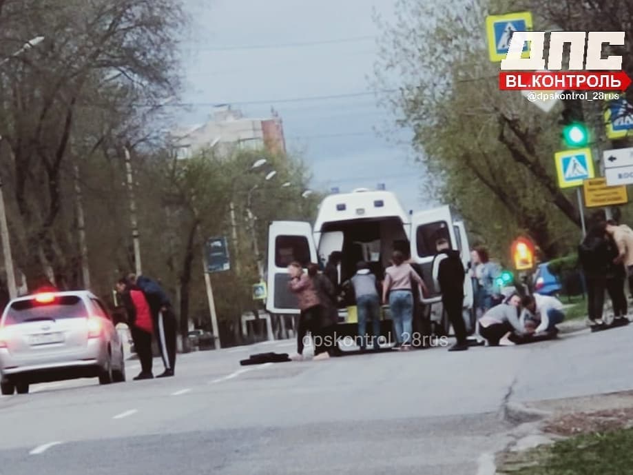 Сколько человек погибло в благовещенске. Поножовщина на площади Победы. Драка в Благовещенске вчера.