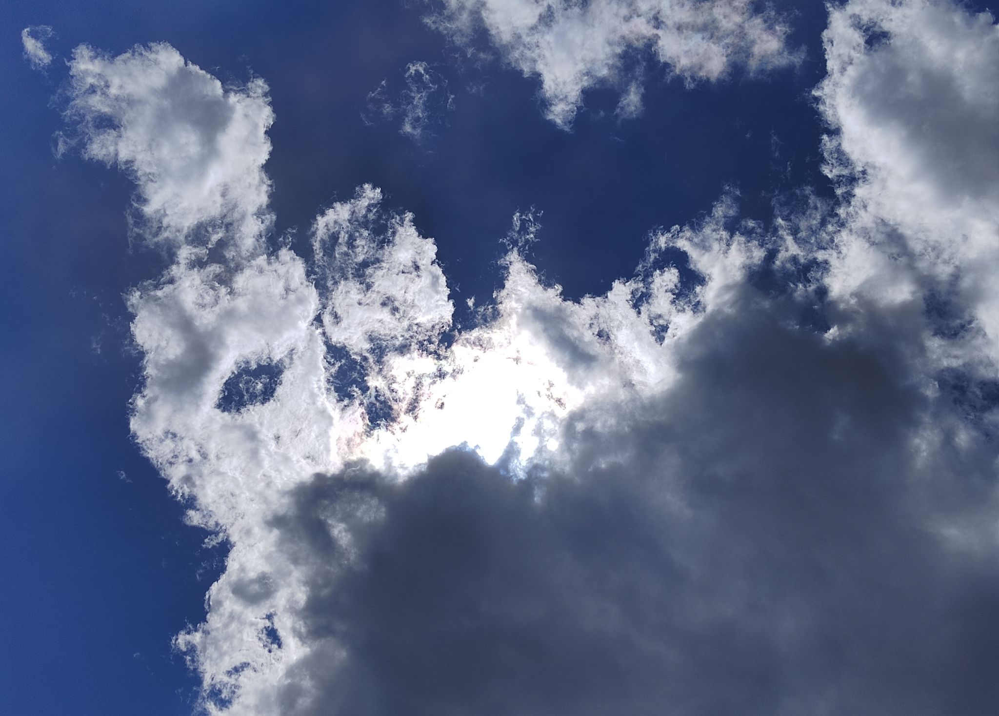 Серебристые облака можно будет наблюдать в июне