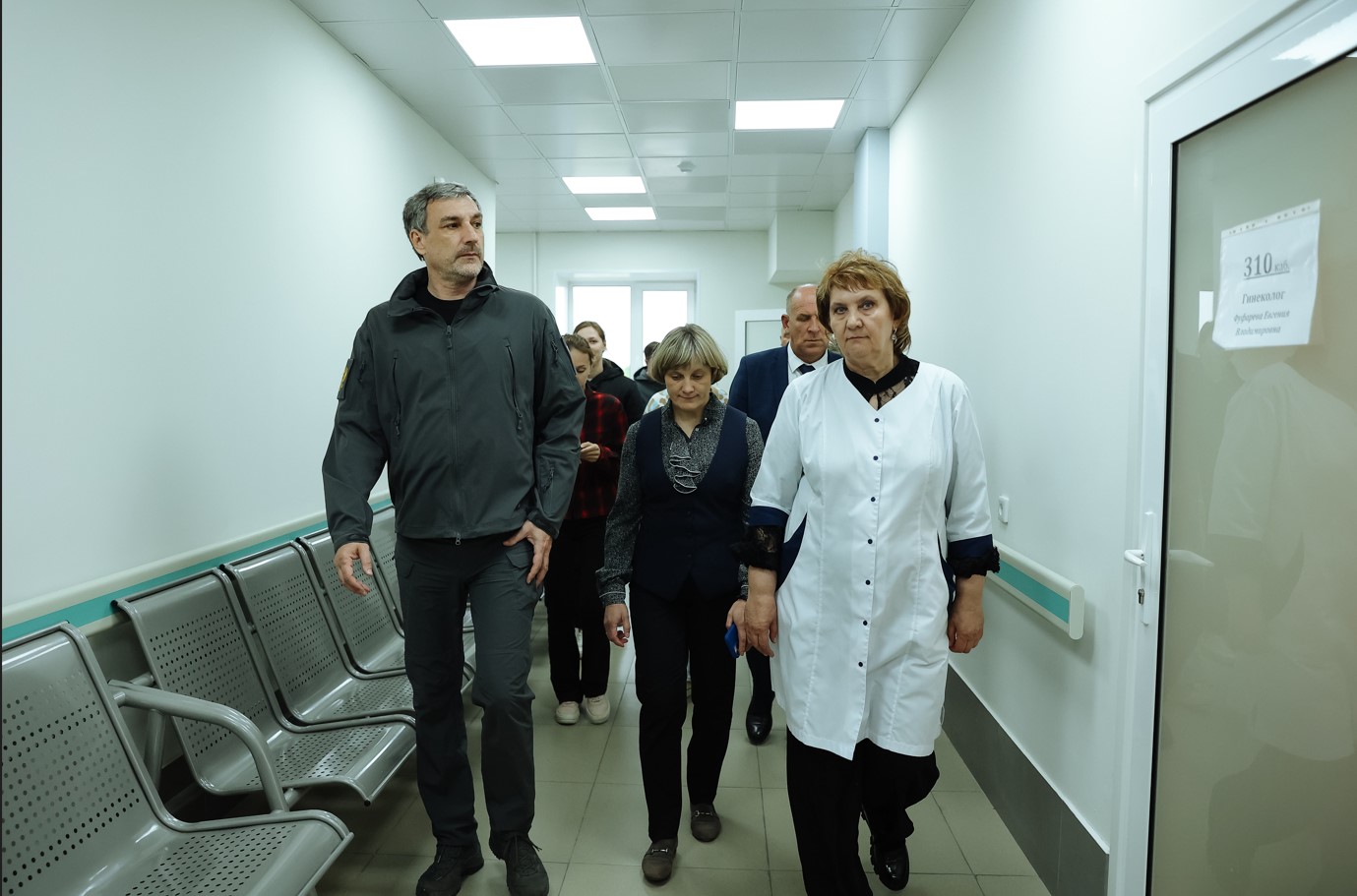 Капитальный ремонт в Бурейской больнице проверил губернатор Василий Орлов