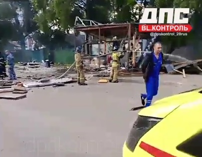 Соцсети: торговый павильон взорвался в Благовещенске