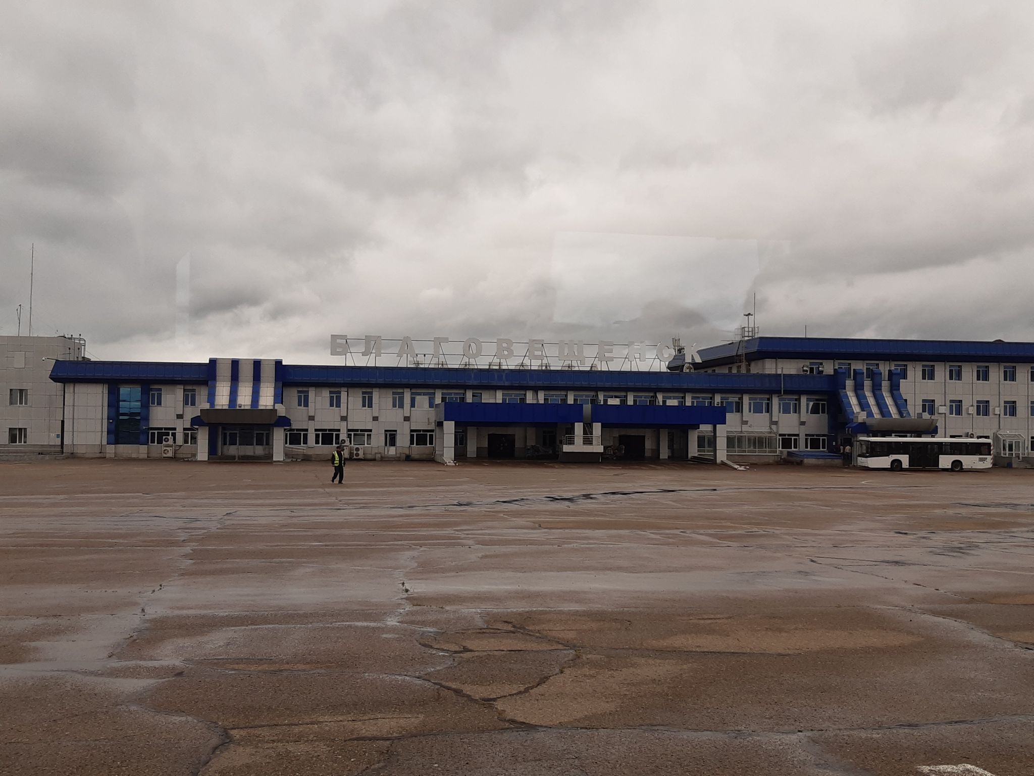 Рейсы в города Дальнего Востока задержали в аэропорту Благовещенска