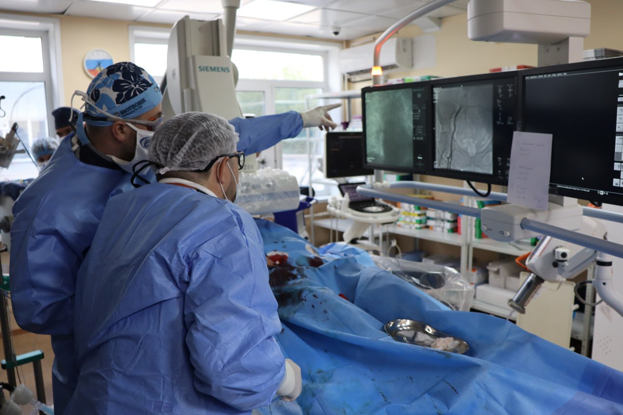 Уникальную операцию на сердце провели в Амурской области
