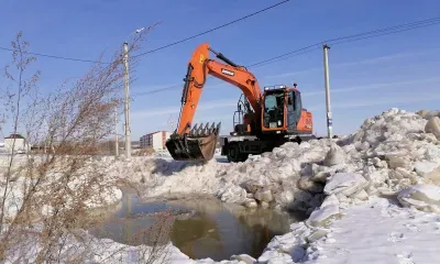 Борьба с подземными ключами в Благовещенском районе длится третий месяц (фото)