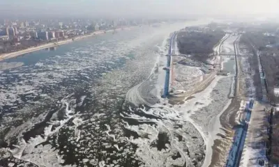 Ледостав на реке Амур на границе Китая и Приамурья привлек фотолюбителей