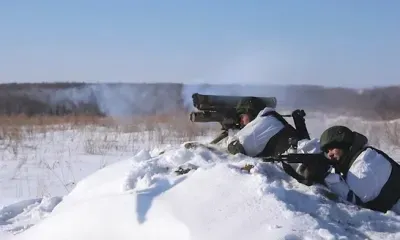 Ракетами уничтожают бронетехнику условного противника в Амурской области