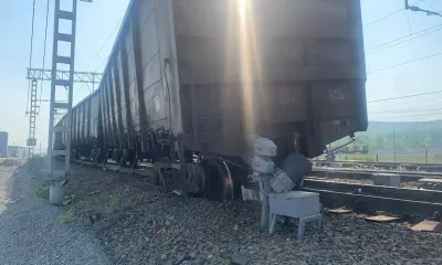 Сход тележки полувагона поезда произошел в Приамурье