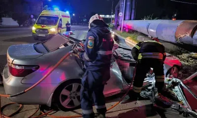 Срезали крышу и двери: спасатели помогли извлечь погибших в ДТП в Благовещенске