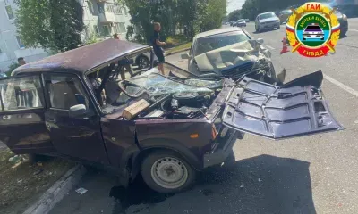 Водитель ВАЗ скончался в больнице после серьезного ДТП