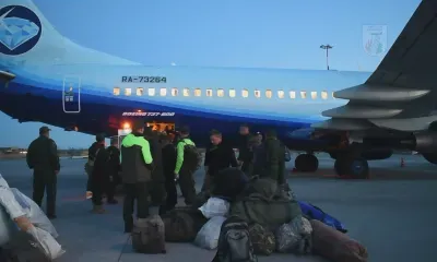 Пожары в Якутии потушили десантники и парашютисты из Приамурья