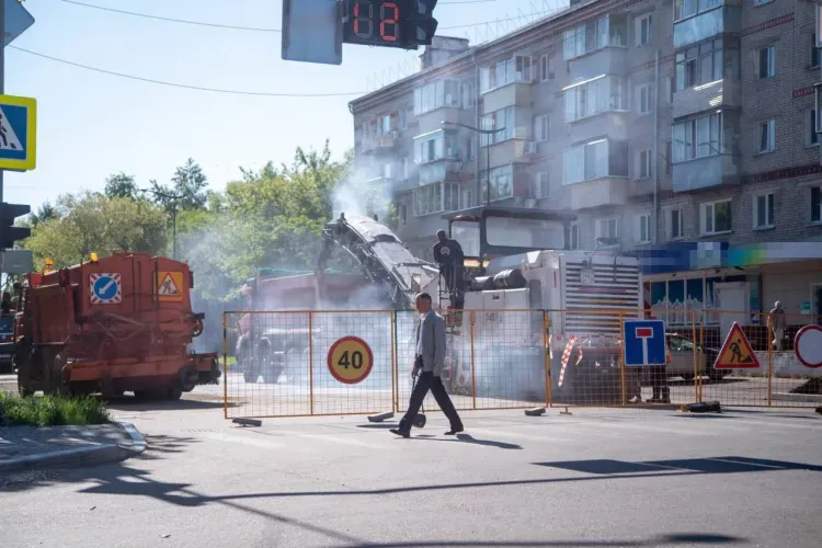 Ремонт начался на трех загруженных магистралях Благовещенска