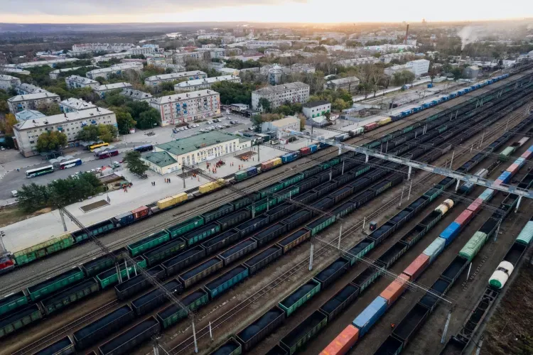 Отчисления по налогам и страховые взносы ЗабЖД выросли к прошлому году на 12% в январе-июне 2024 года