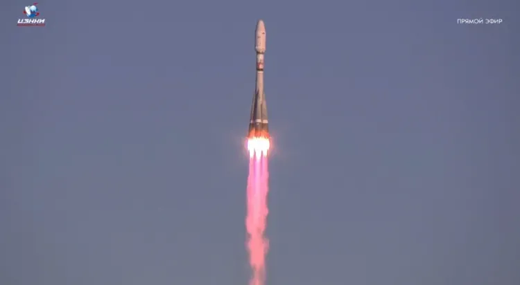Ракету с российскими и иностранными спутниками успешно запустили с космодрома Восточный