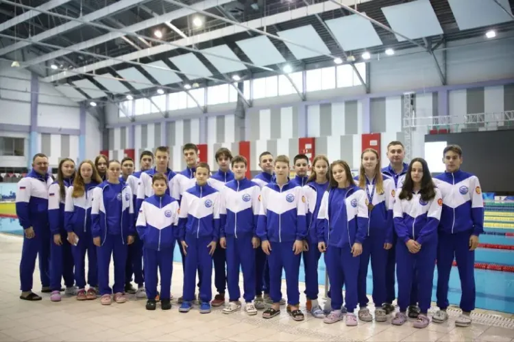 Пловцы из Благовещенска попали на вторую строчку международного турнира