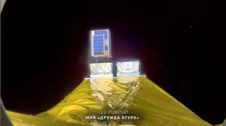 Первый российско-китайский спутник совершил больше тысячи витков вокруг Земли