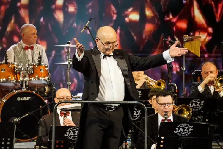 Заслуженным работником культуры РФ стал руководитель международного оркестра