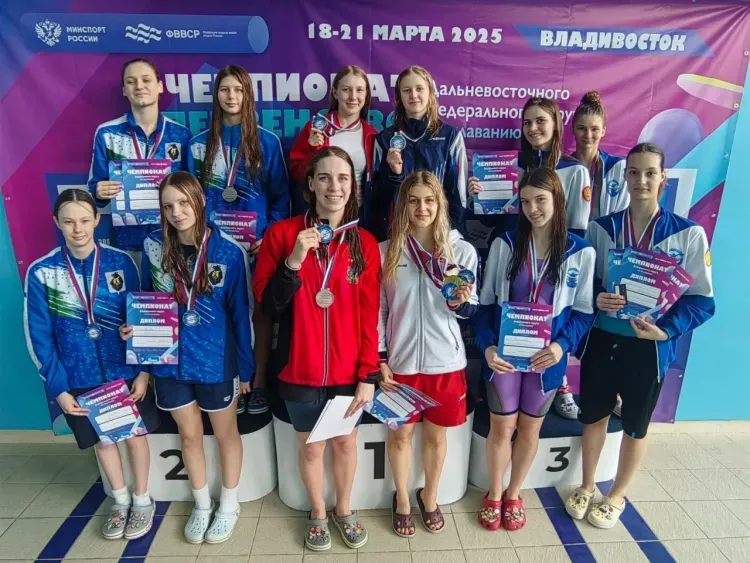 Золотой заплыв: амурчане переписали рекорды Дальнего Востока