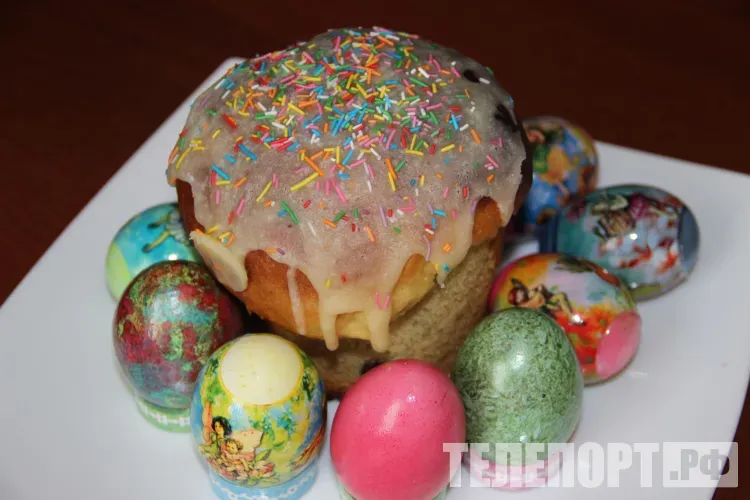 Скорлупу освященных пасхальных яиц можно смело утилизировать