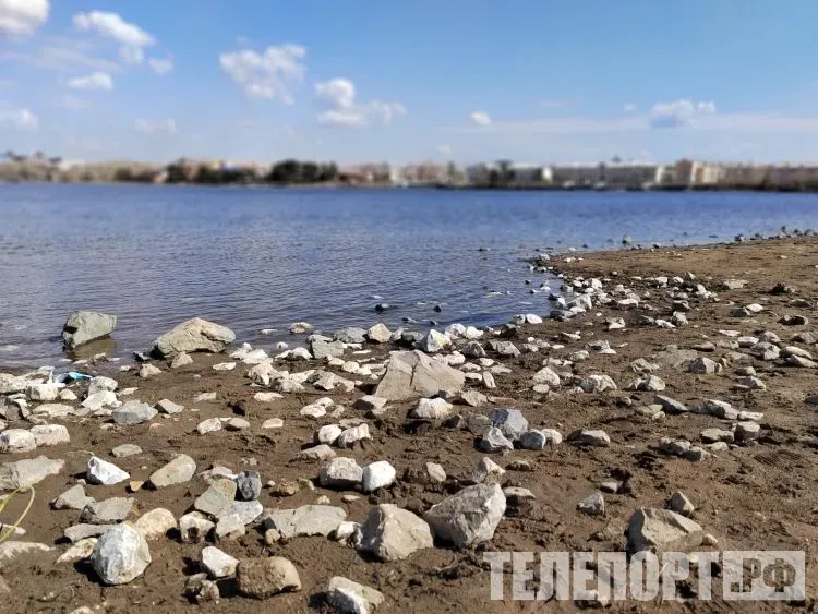 Лаврентьев день: «Осень и зима хорошо живут, коли вода тиха, и дождик идет»