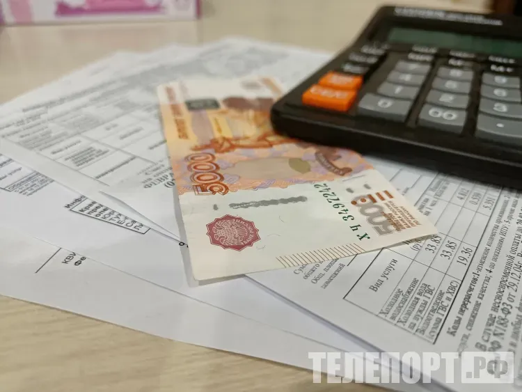 Платежи ЖКХ хотят пересчитать россиянам из-за теплой весны